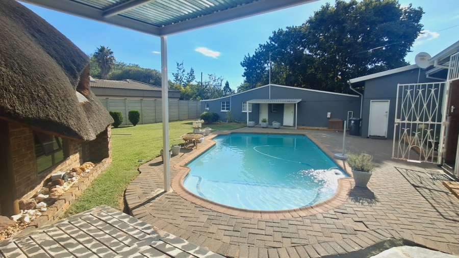 4 Bedroom Property for Sale in Sasolburg Ext 4 Free State